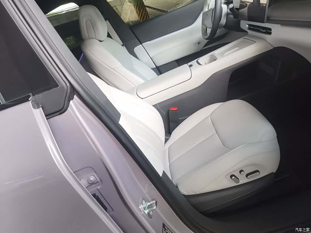 Xpeng G6, 2025 25