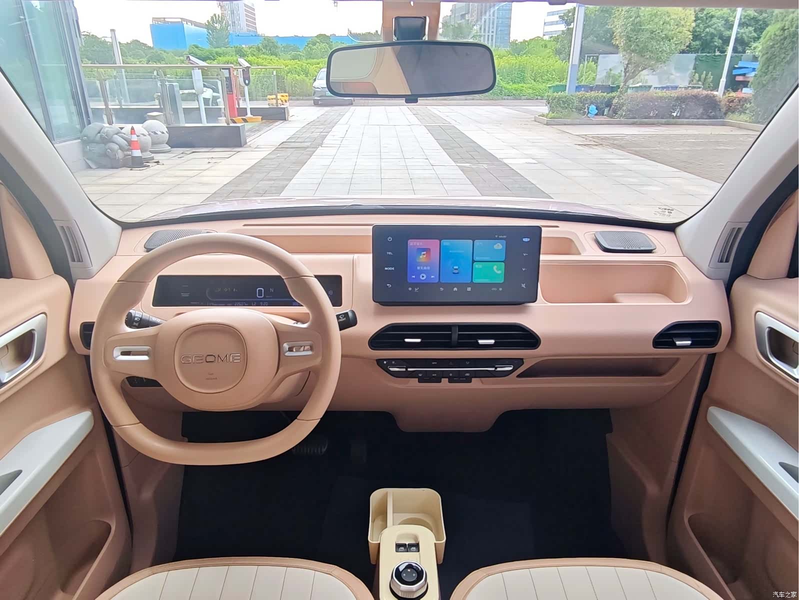 Geely Panda, 2023 9