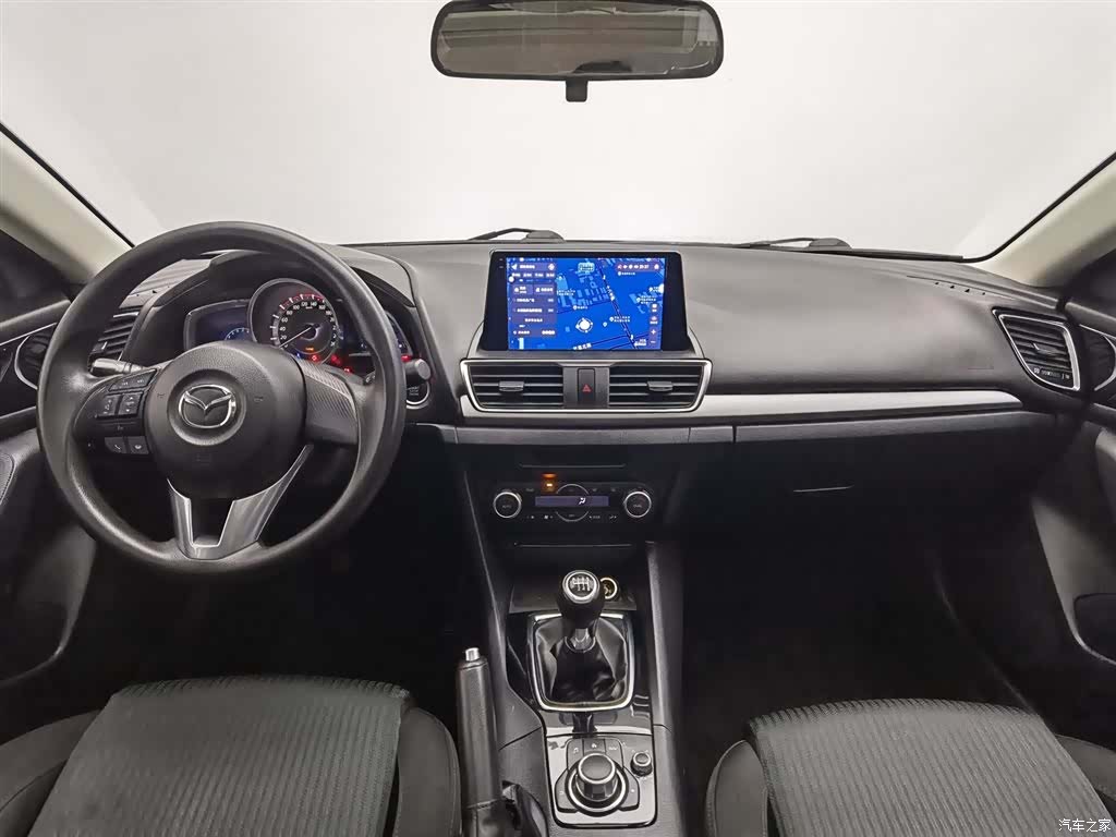 Mazda Mazda3, 2017 все фото
