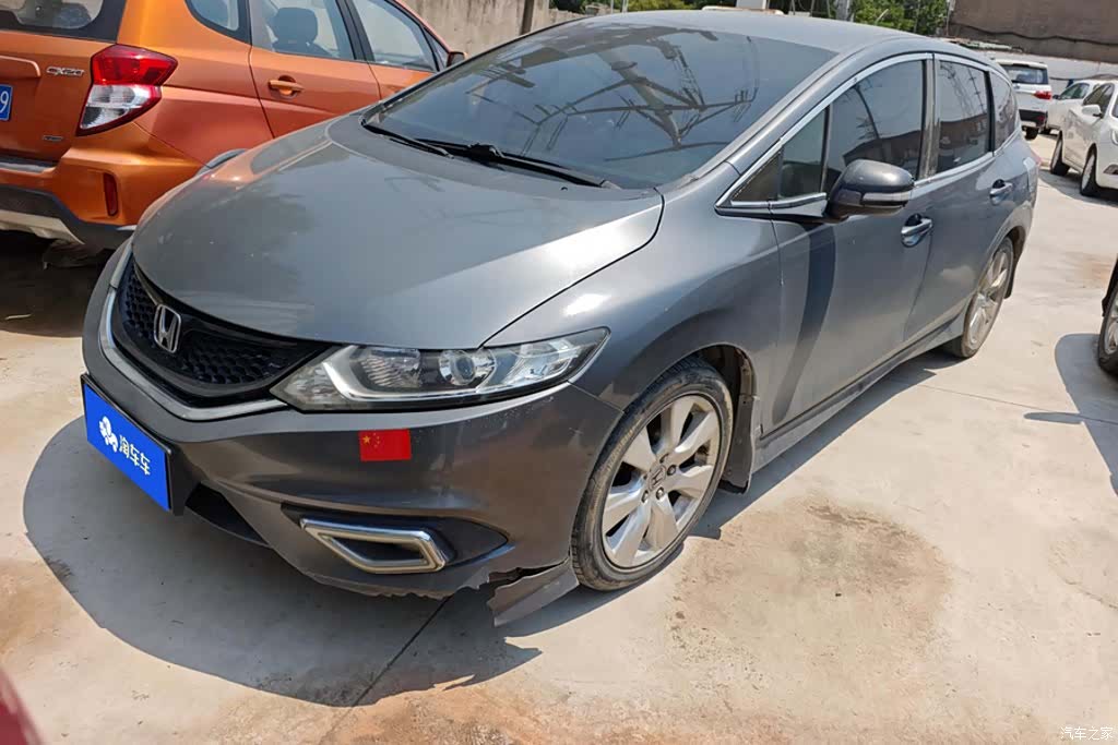 Honda Jade, 2014 1