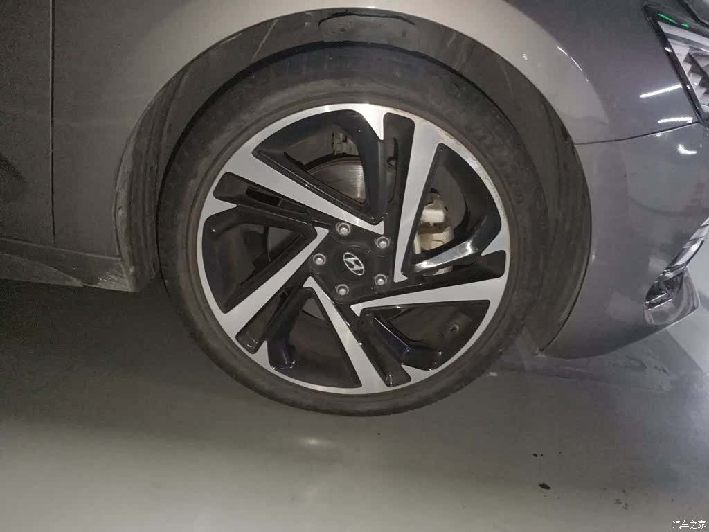 Hyundai Lafesta, 2019 26