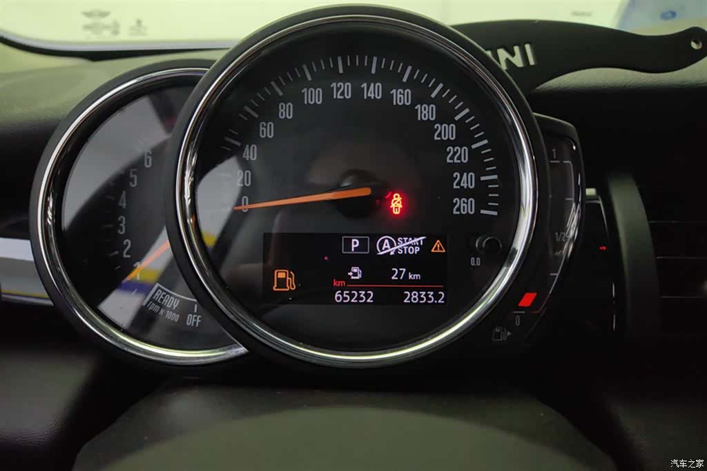 Mini ONE, 2019 14