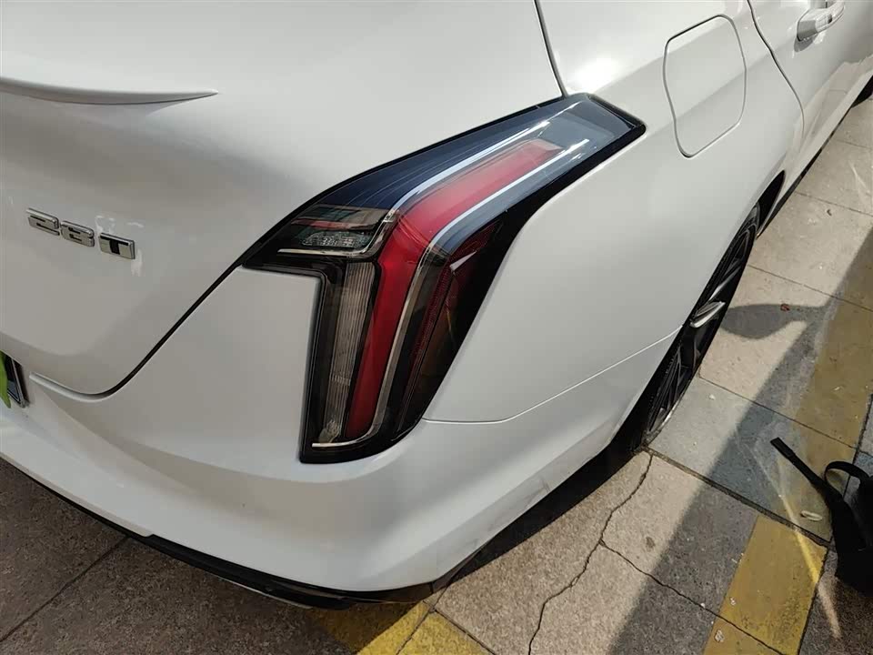 Cadillac CT4