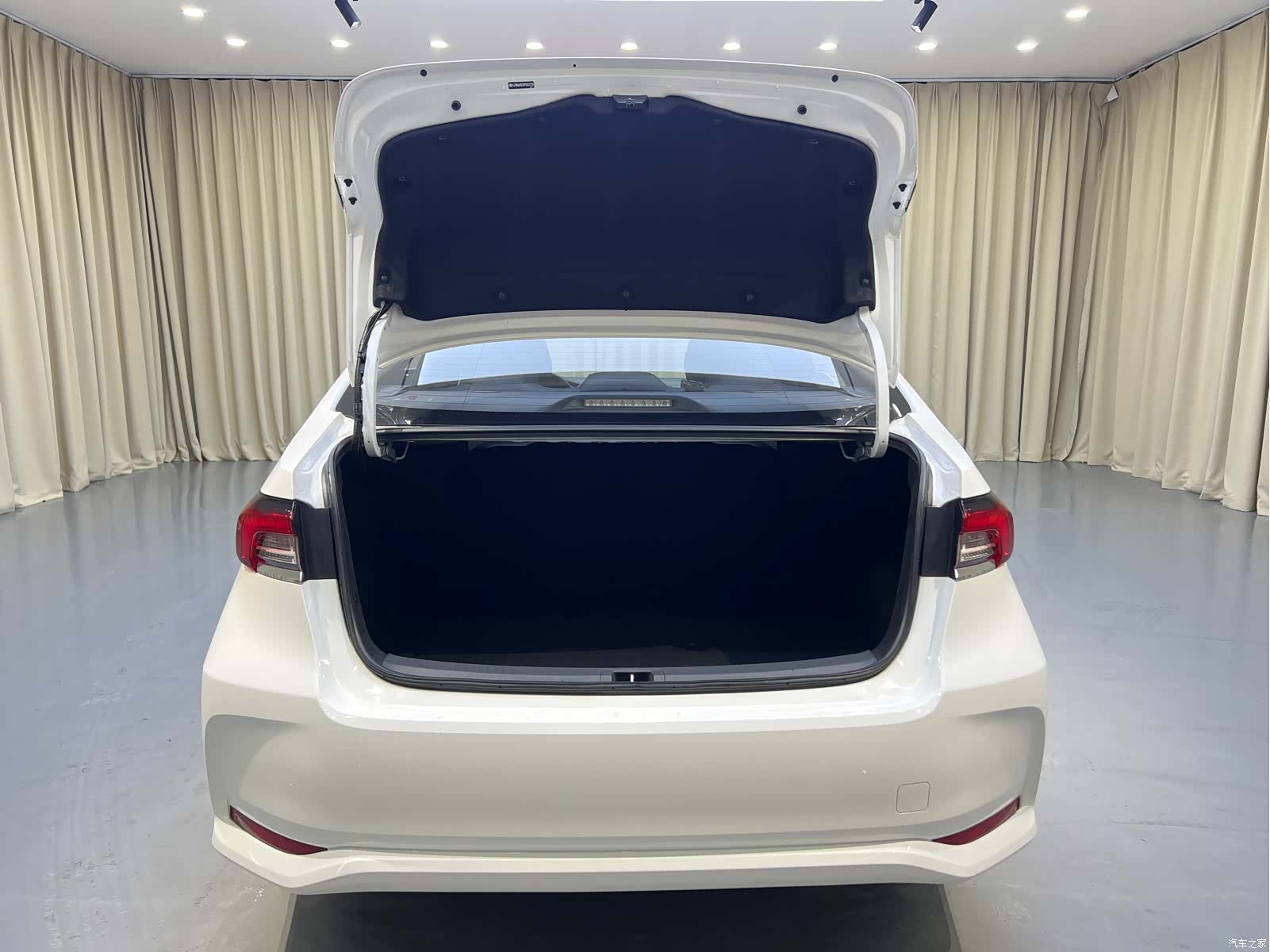 Toyota Corolla, 2023 8