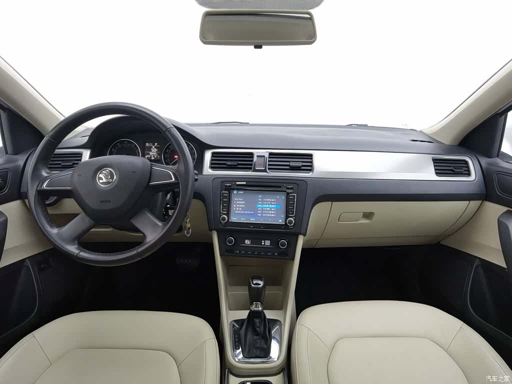 Skoda Rapid, 2014 все фото