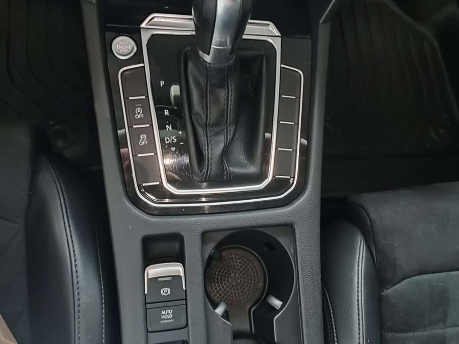 Volkswagen Magotan 2016, фото 14