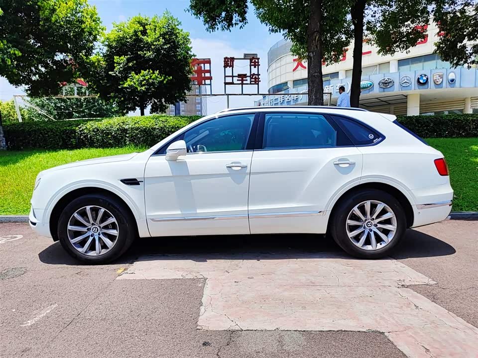Bentley Tim Yue Bentley Tim Yue