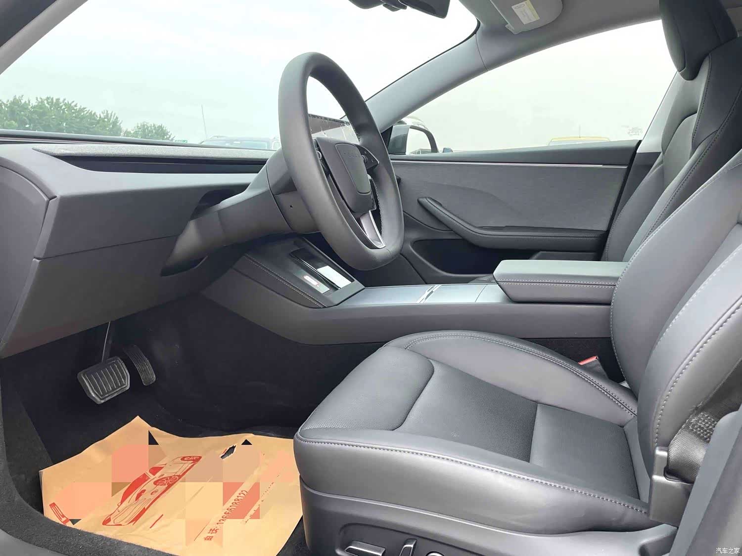 Tesla Model 3, 2025 6