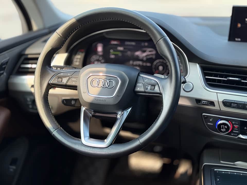 Audi Q7 Audi Q7