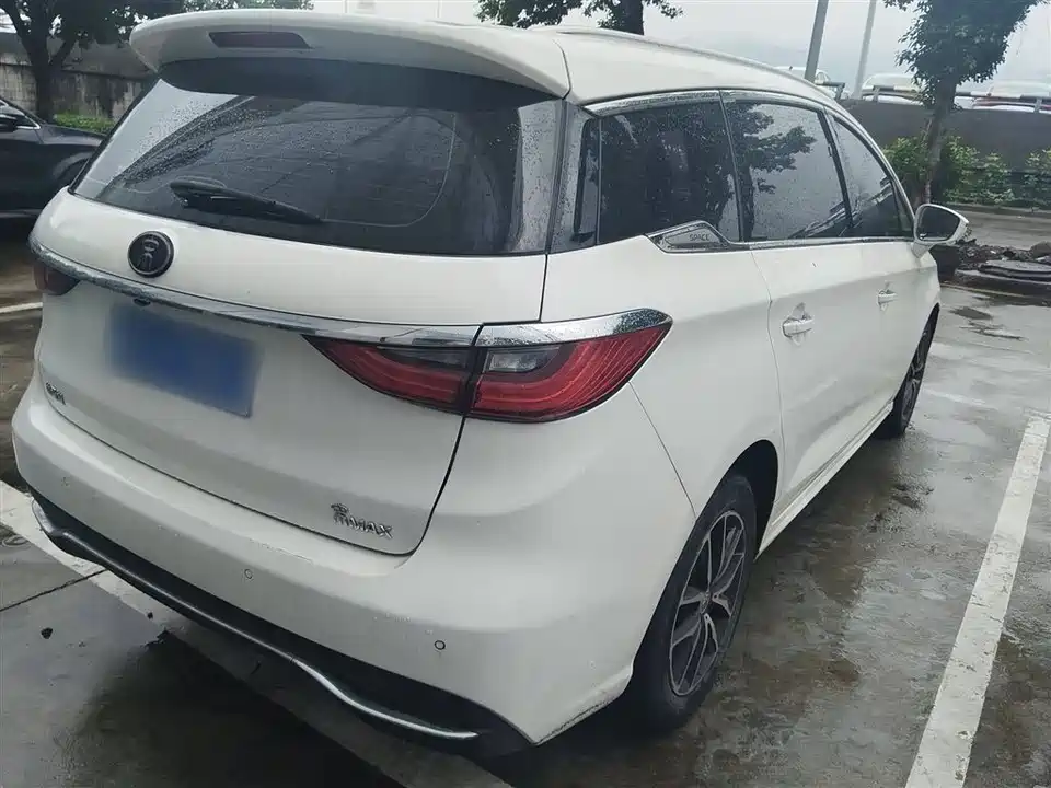 BYD Song MAX