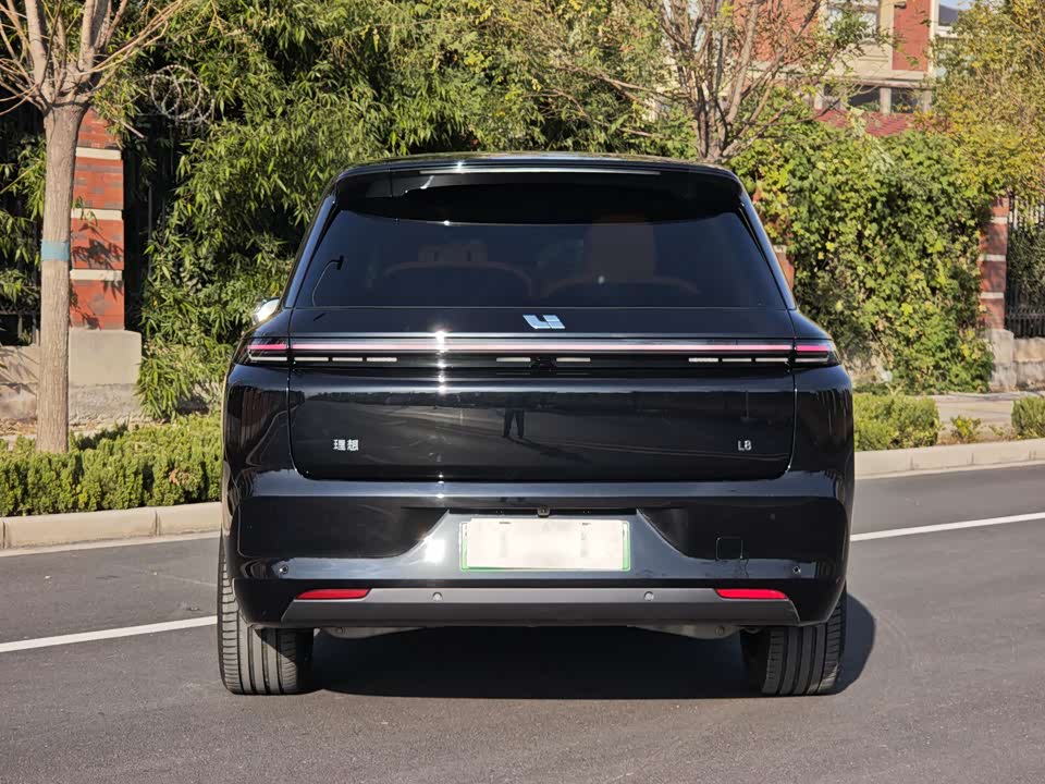 Li Auto Ideal L8
