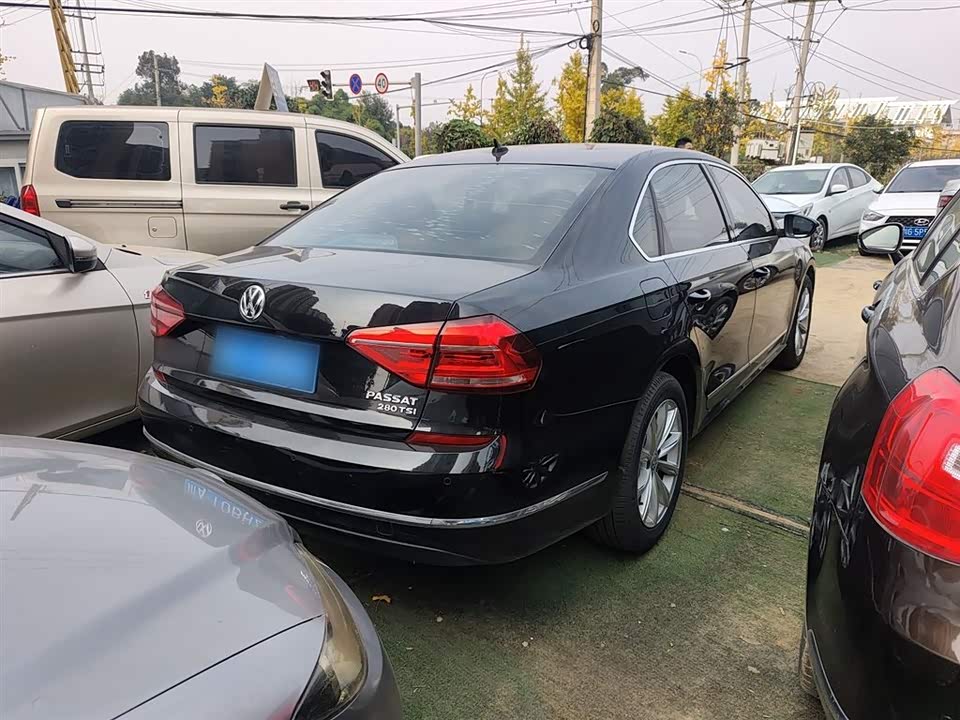 Volkswagen Passat