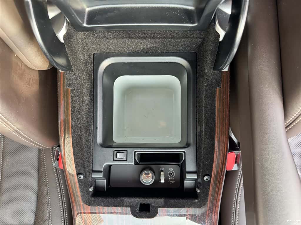 Land Rover Range Rover, 2013 16