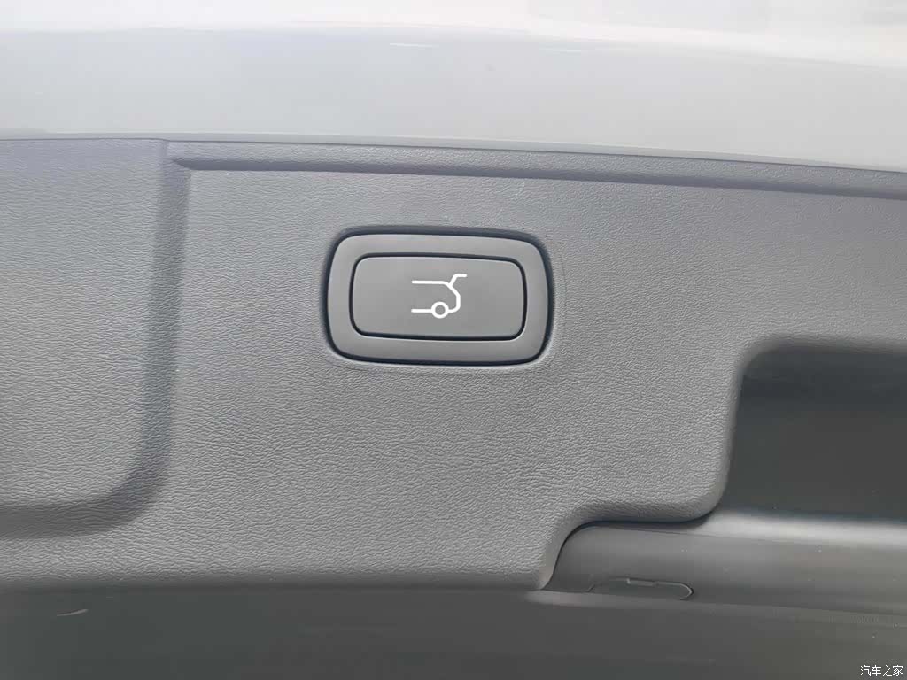Leapmotor C11, 2024 13