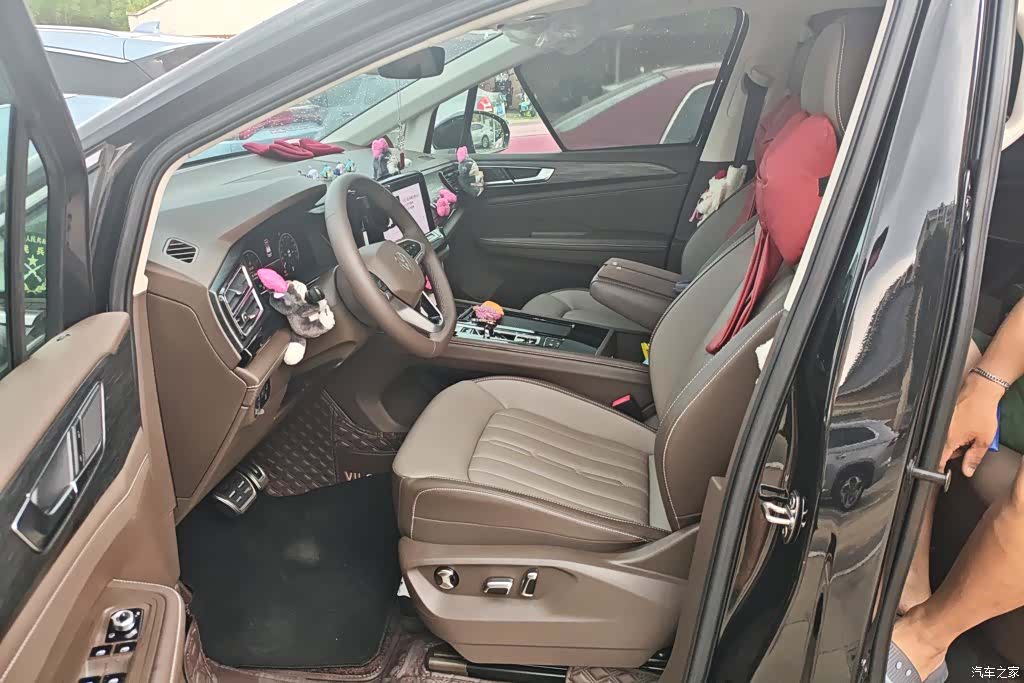 Volkswagen Viloran, 2024 9