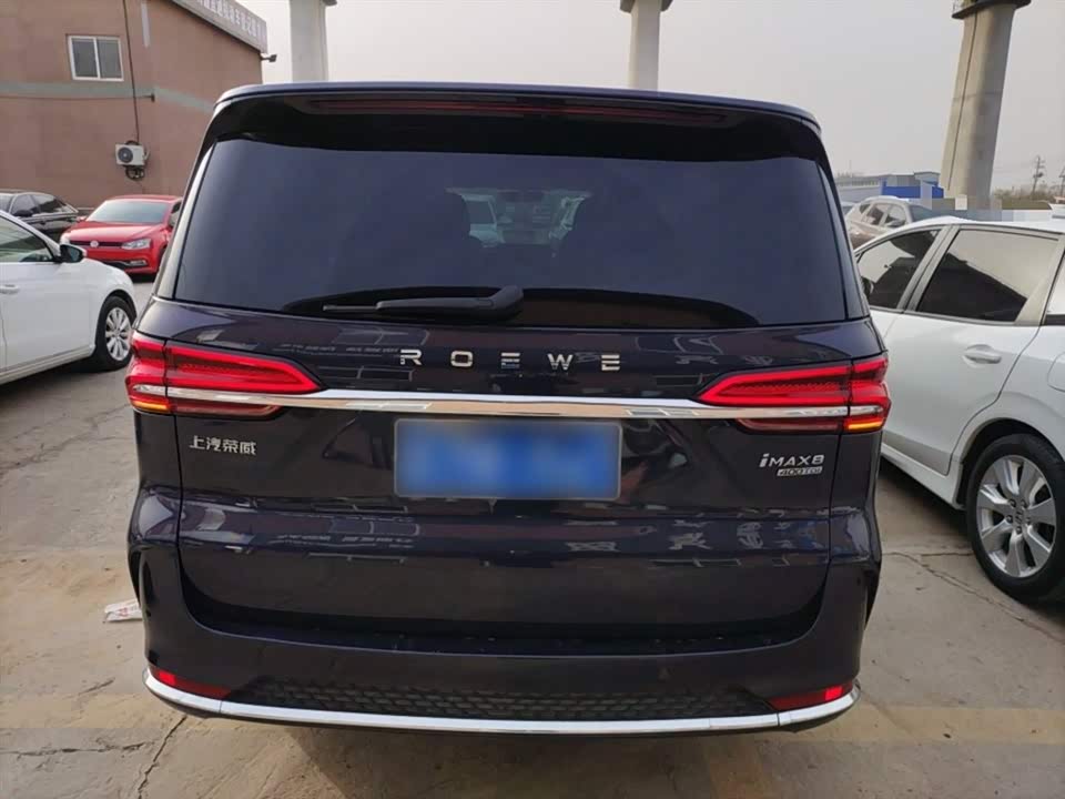 Roewe iMAX8