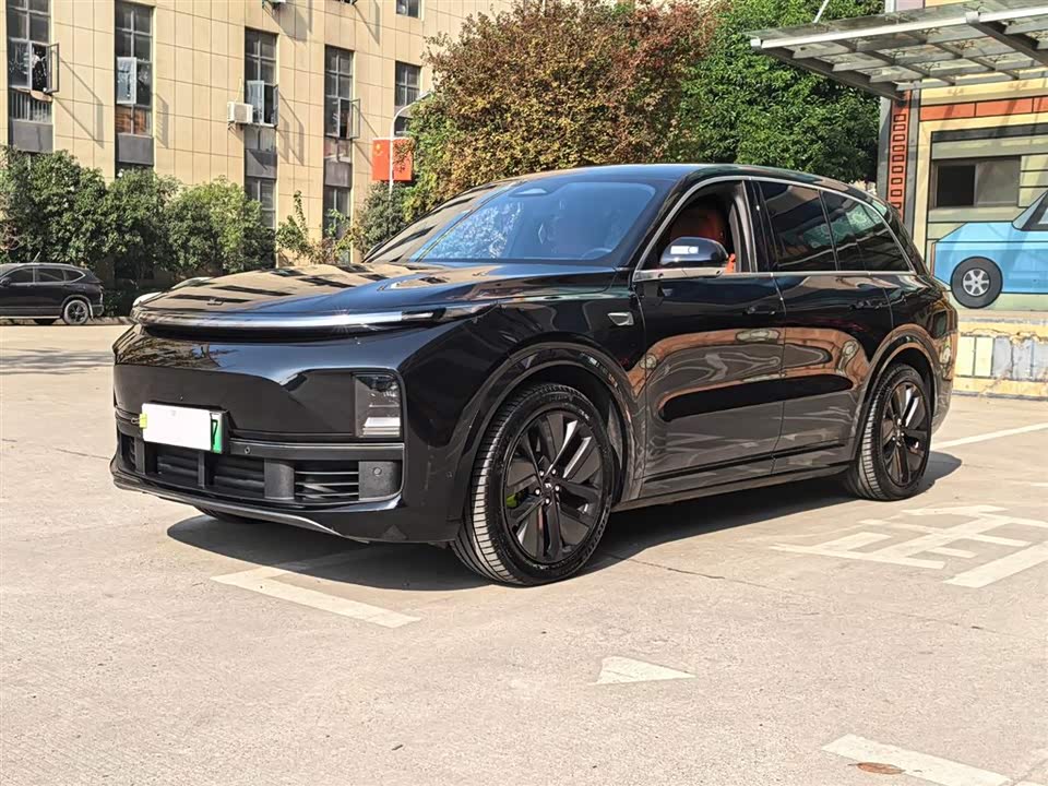 Li Auto Ideal L8