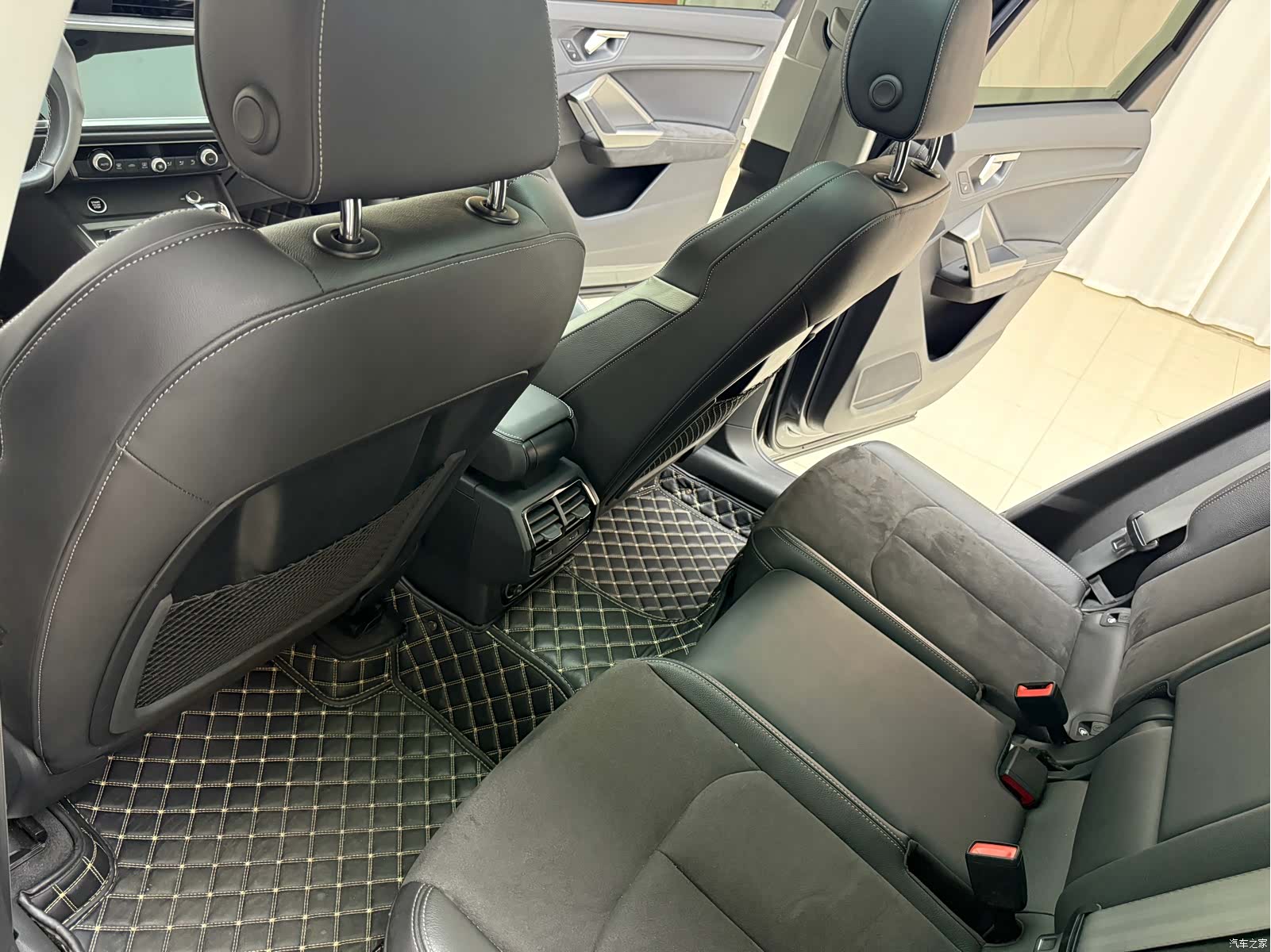 Audi Q3, 2023 17