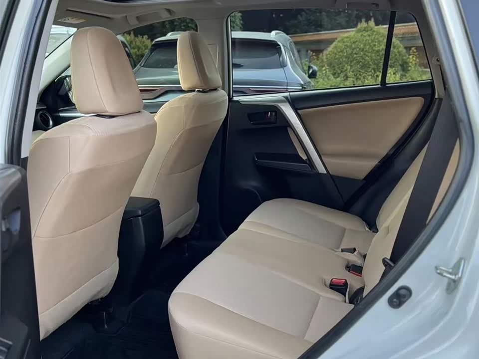 Toyota RAV4 Rongfang