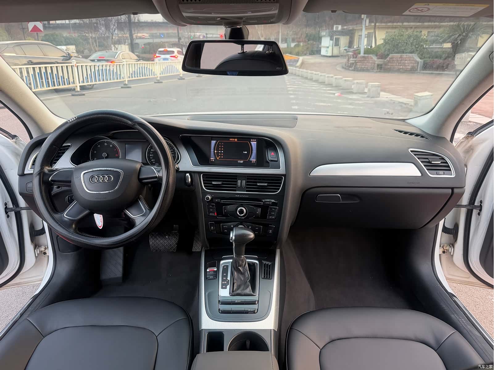 Audi A4L, 2018 9