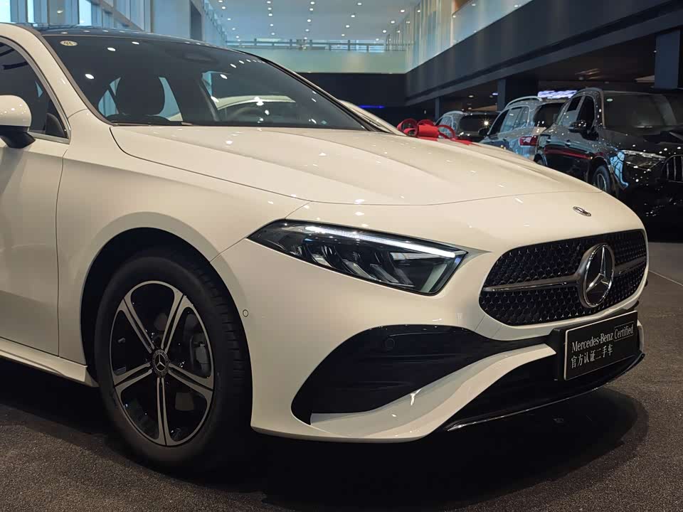 Mercedes-Benz Class A Mercedes-Benz Class A