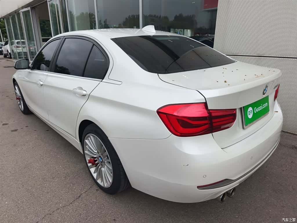 BMW 3 Series, 2018 все фото