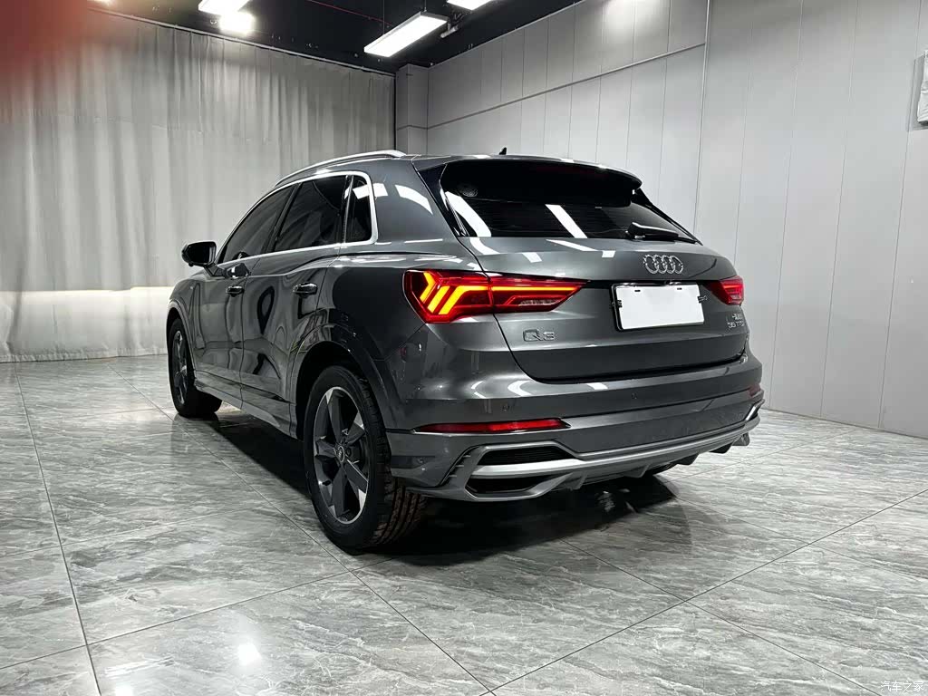 Audi Q3, 2022 6