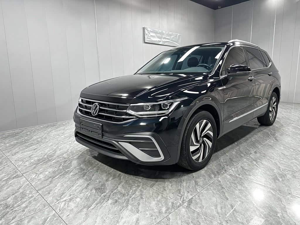 Volkswagen Tiguan L