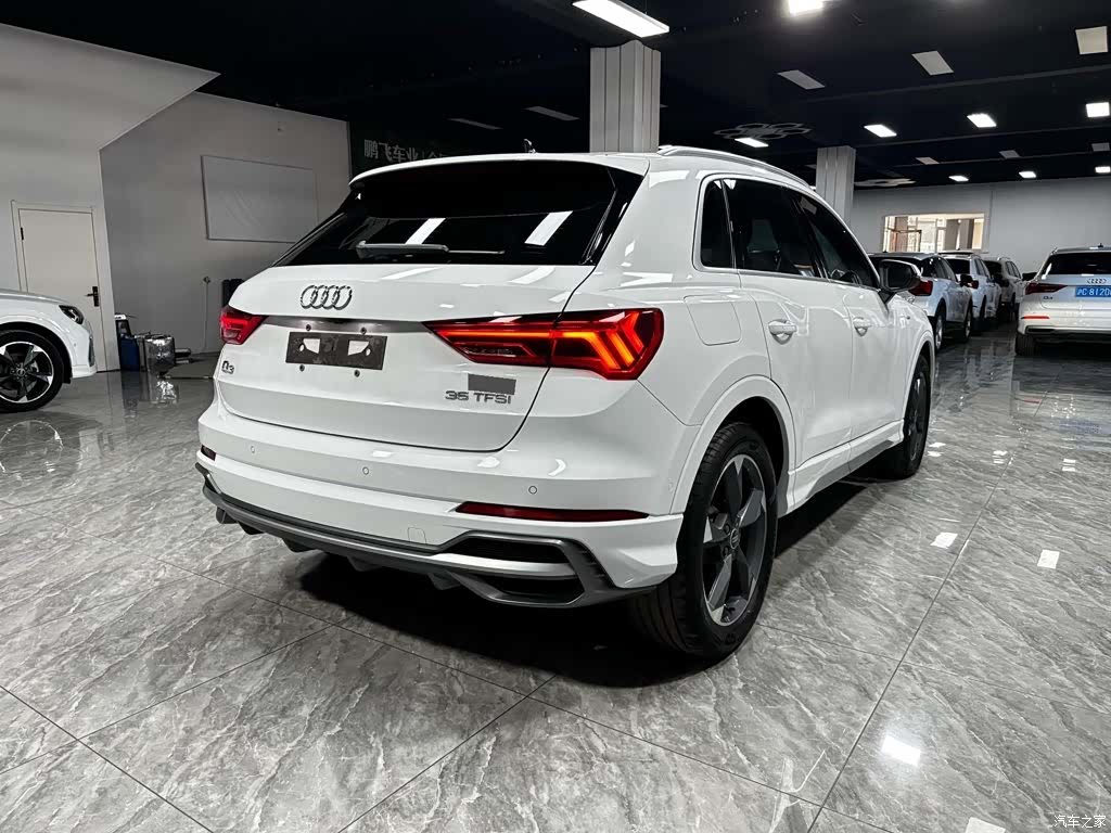 Audi Q3, 2022 4