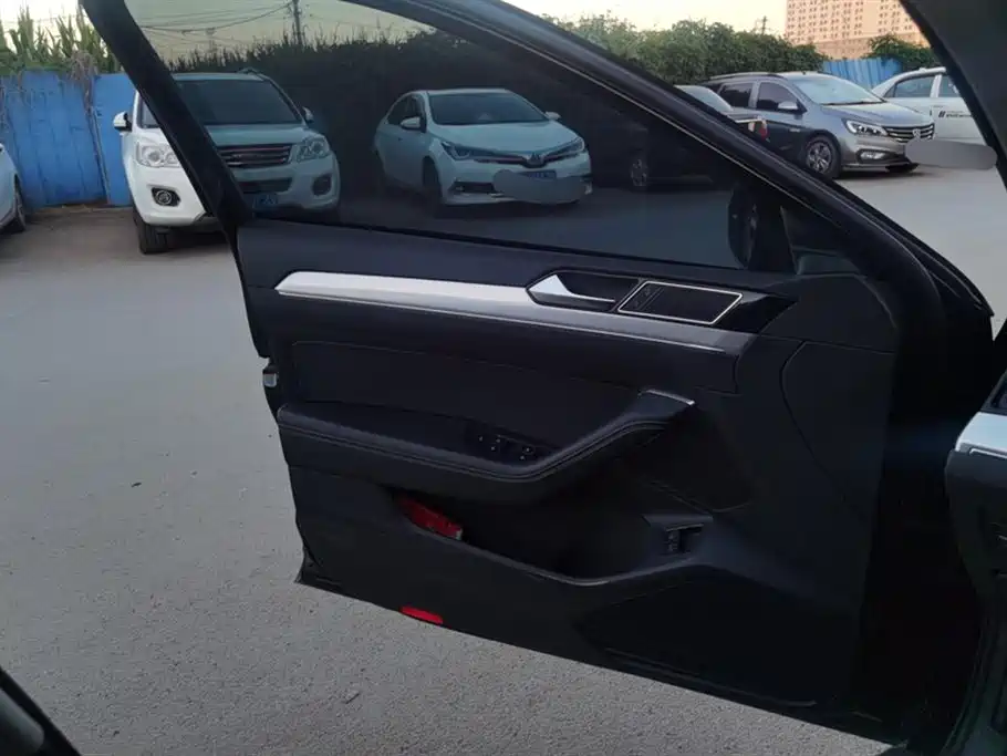 Volkswagen Magotan GTE