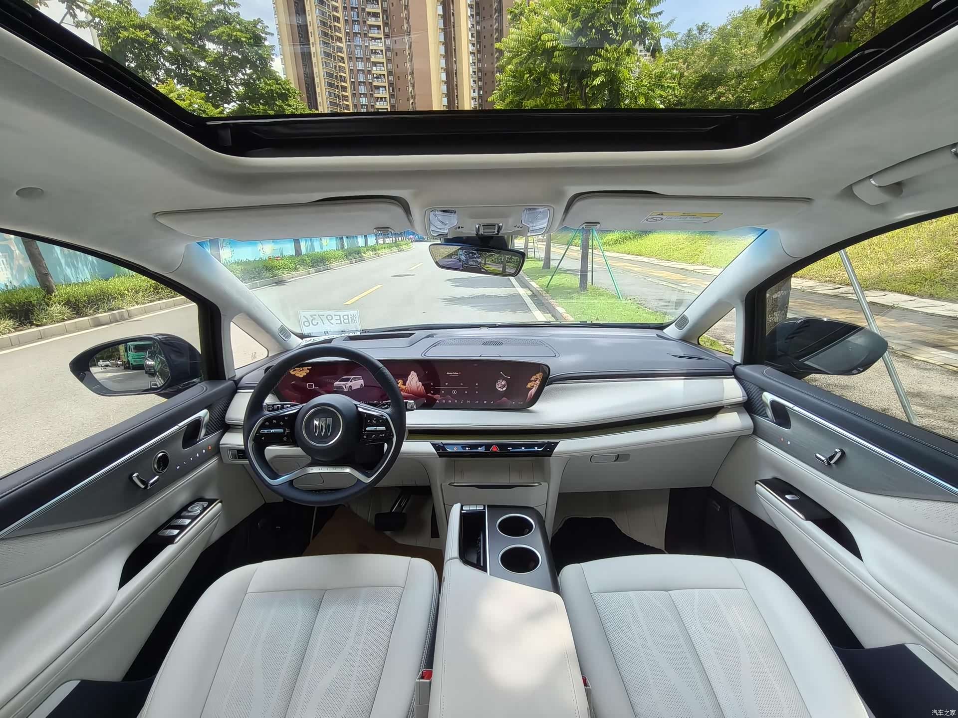 Buick GL8, 2025 13
