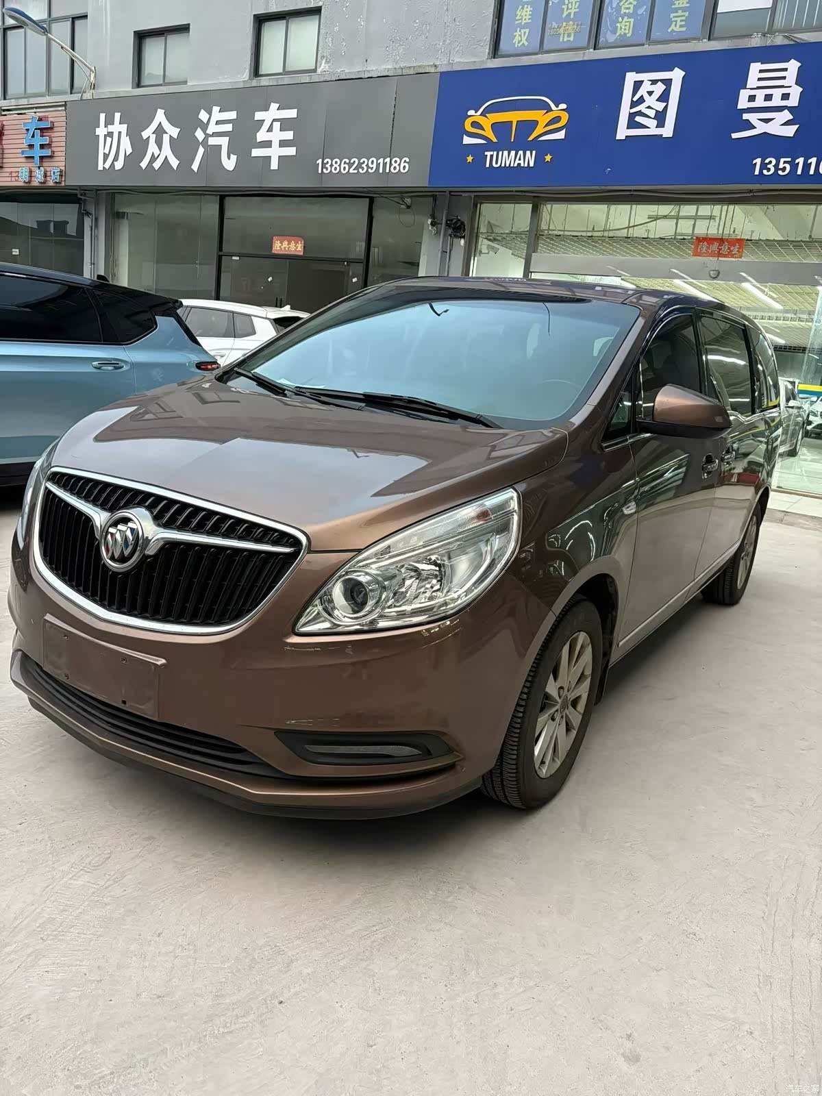Buick GL8, 2019 1