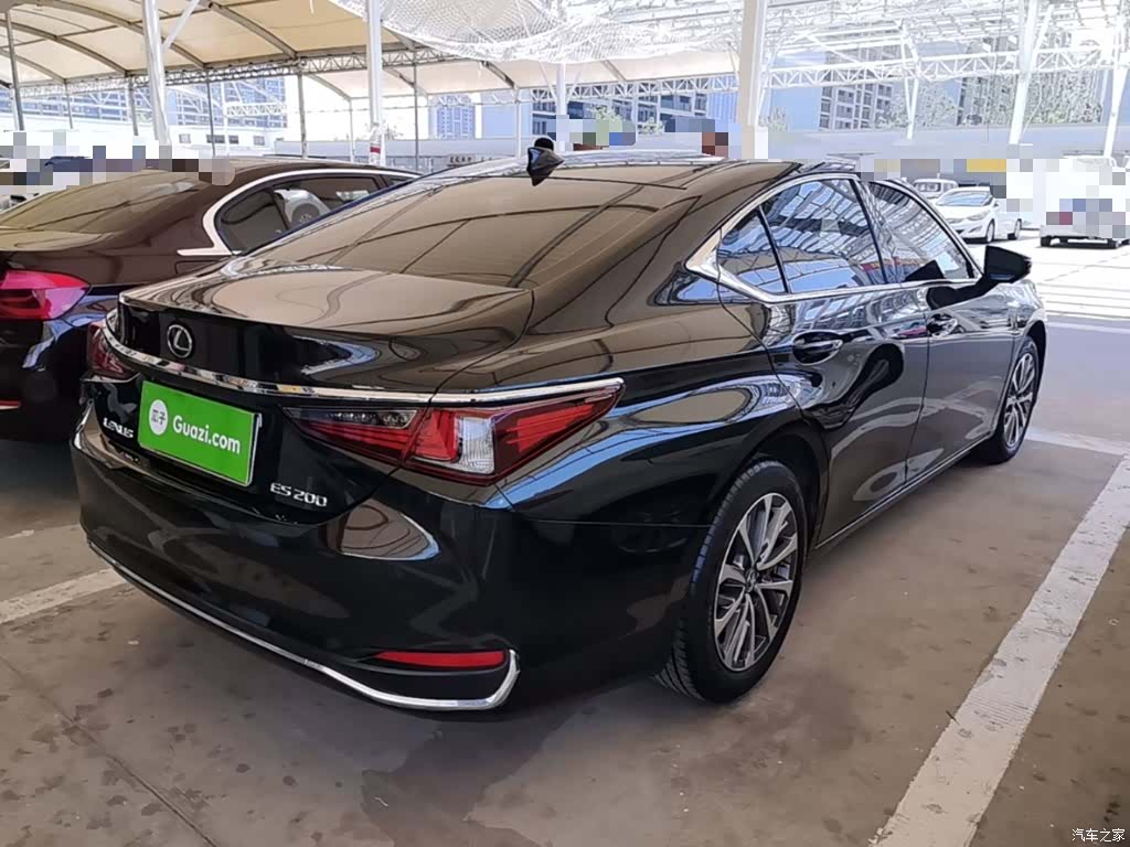 Lexus ES, 2024 7