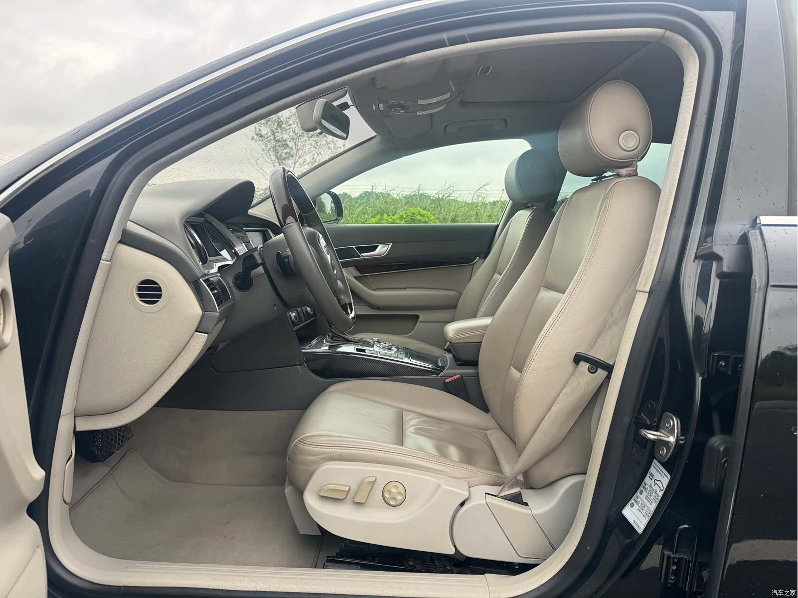 Audi A6L, 2012 все фото