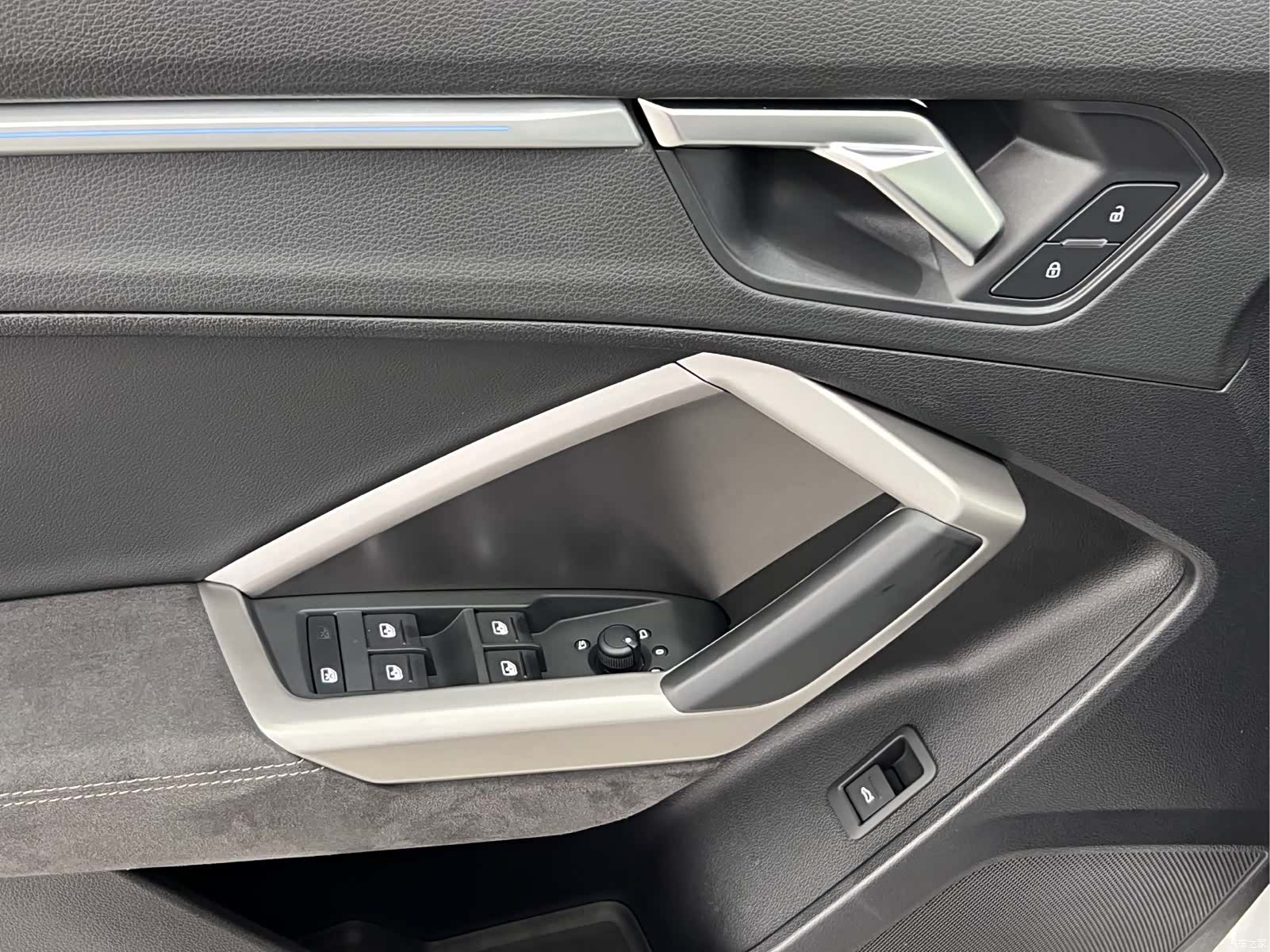 Audi Q3, 2022 19