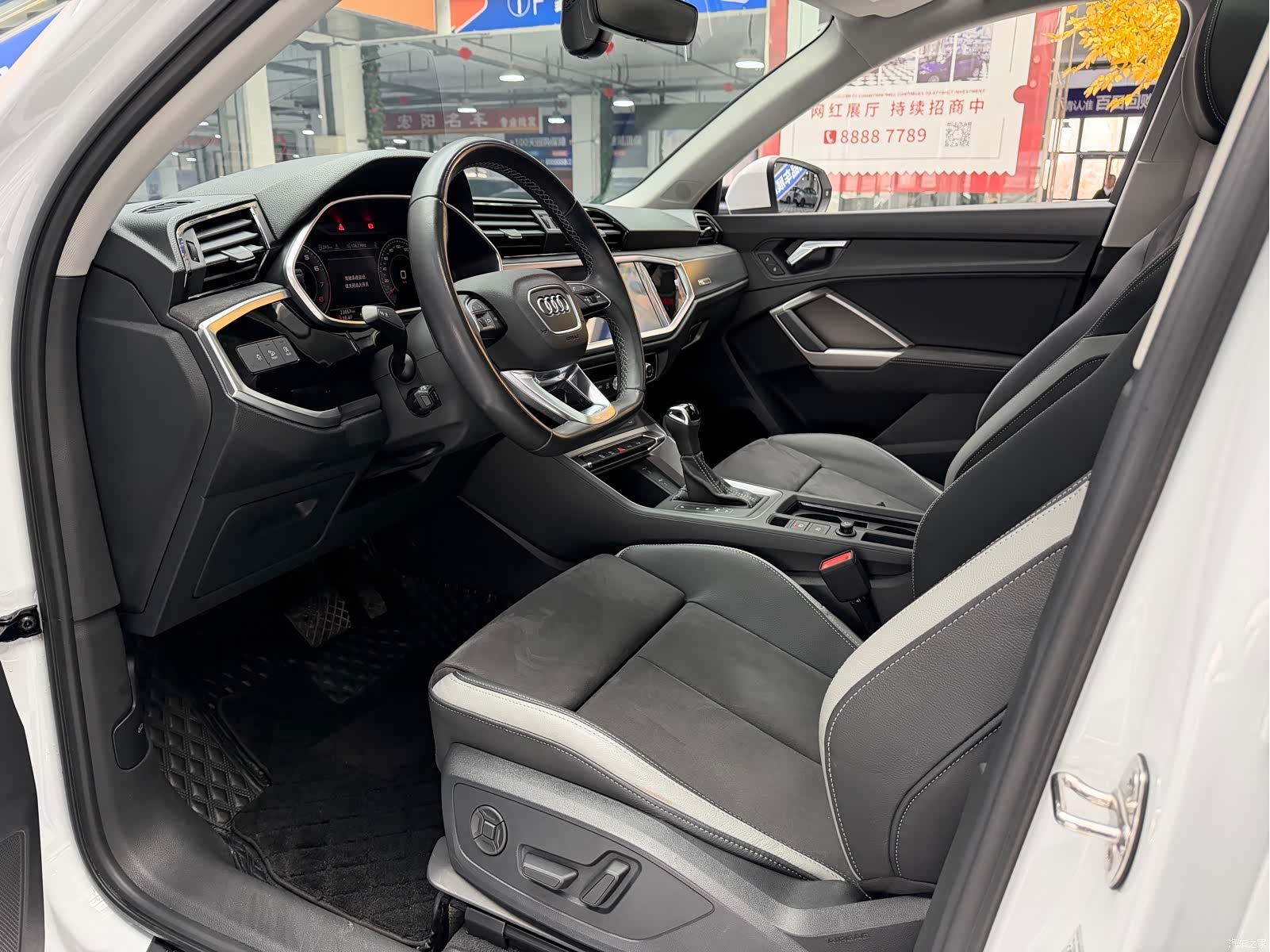 Audi Q3, 2022 все фото