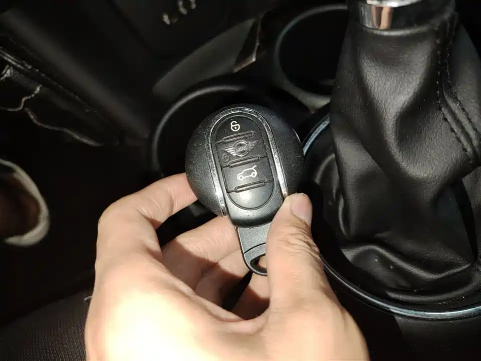 MINI MINI