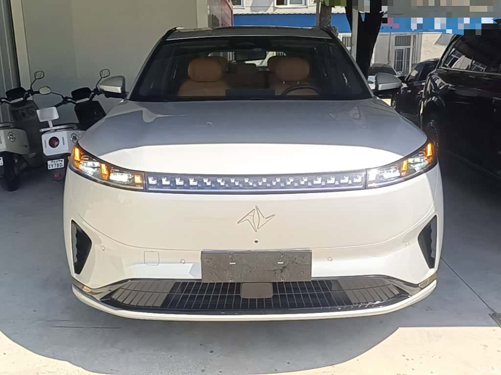 DongFeng eπ008, 2024 3