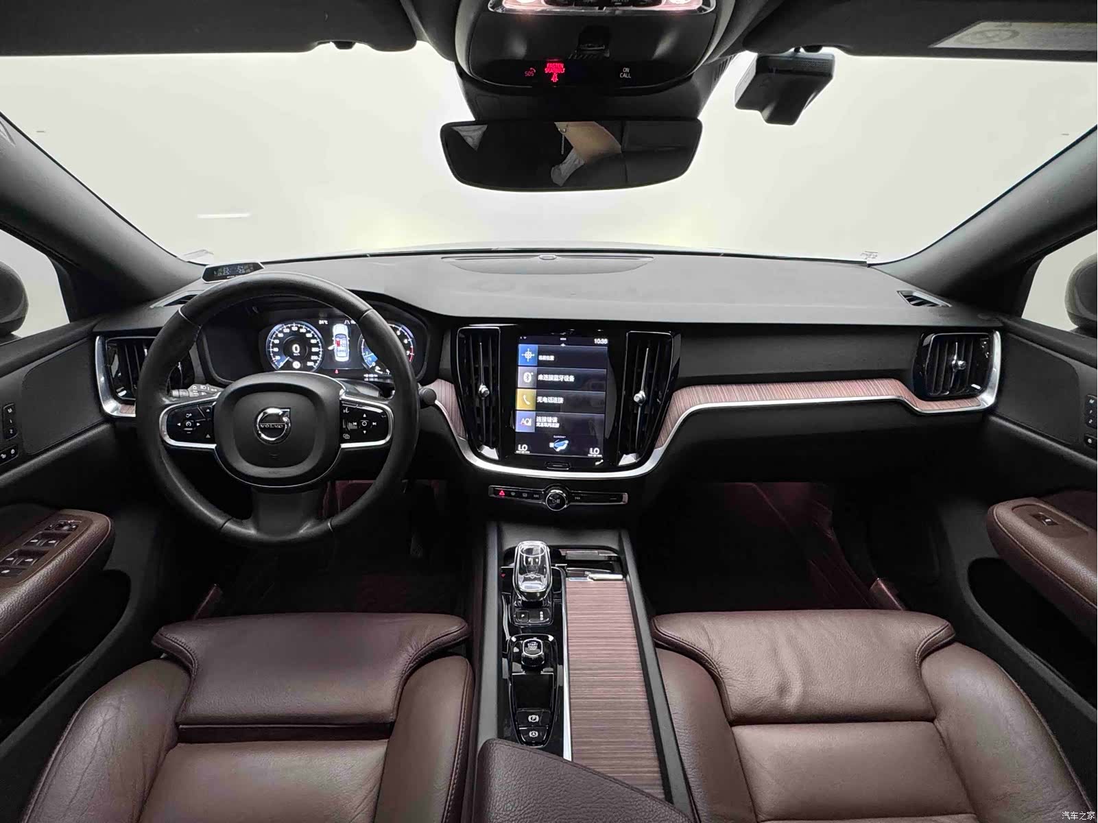 Volvo S60, 2022 10