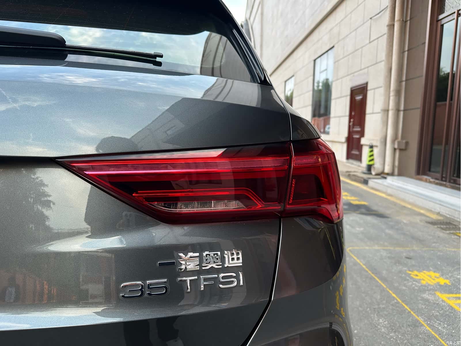 Audi Q3, 2022 6
