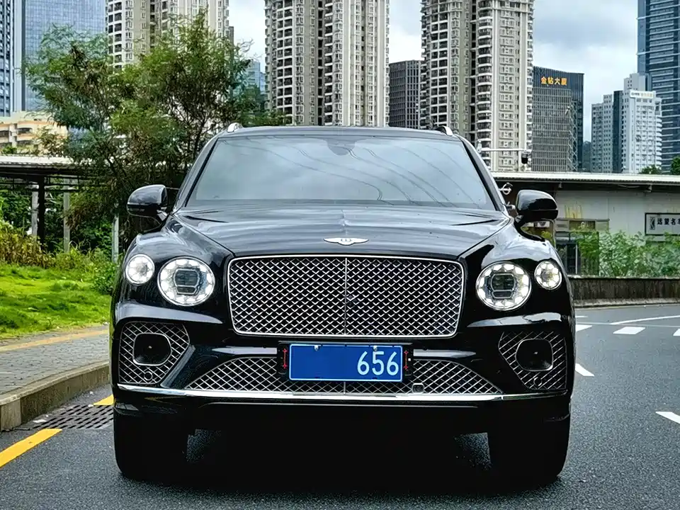 Bentley Tim Yue