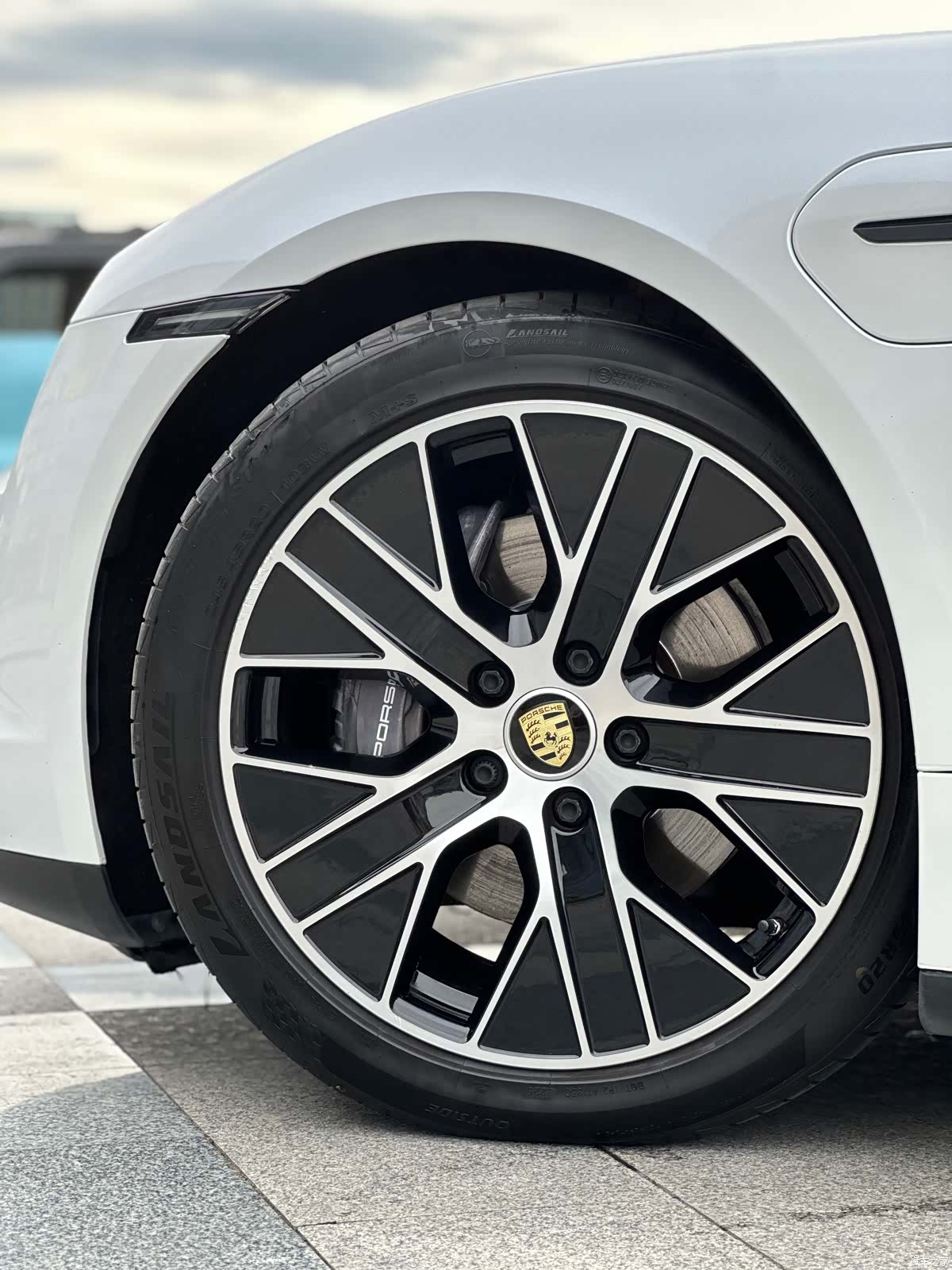 Porsche Taycan, 2021 18