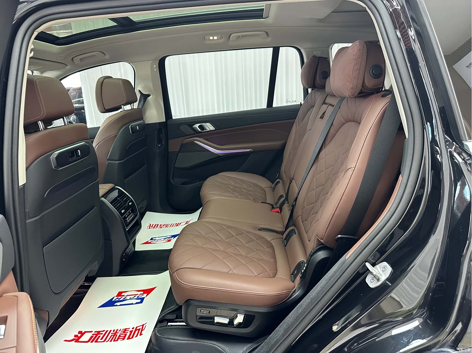 BMW X7, 2024 все фото