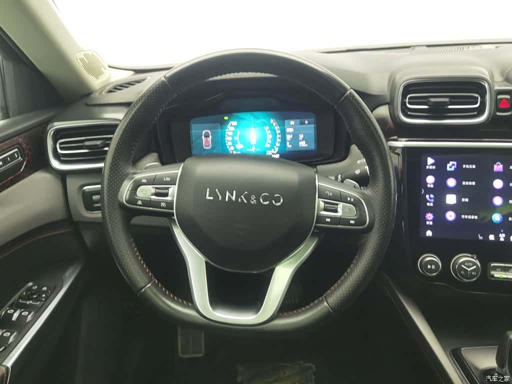 Lynk & Co 01, 2019 11