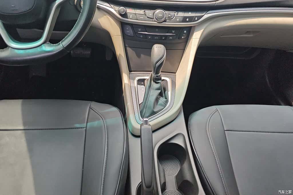 Buick V, 2019 16