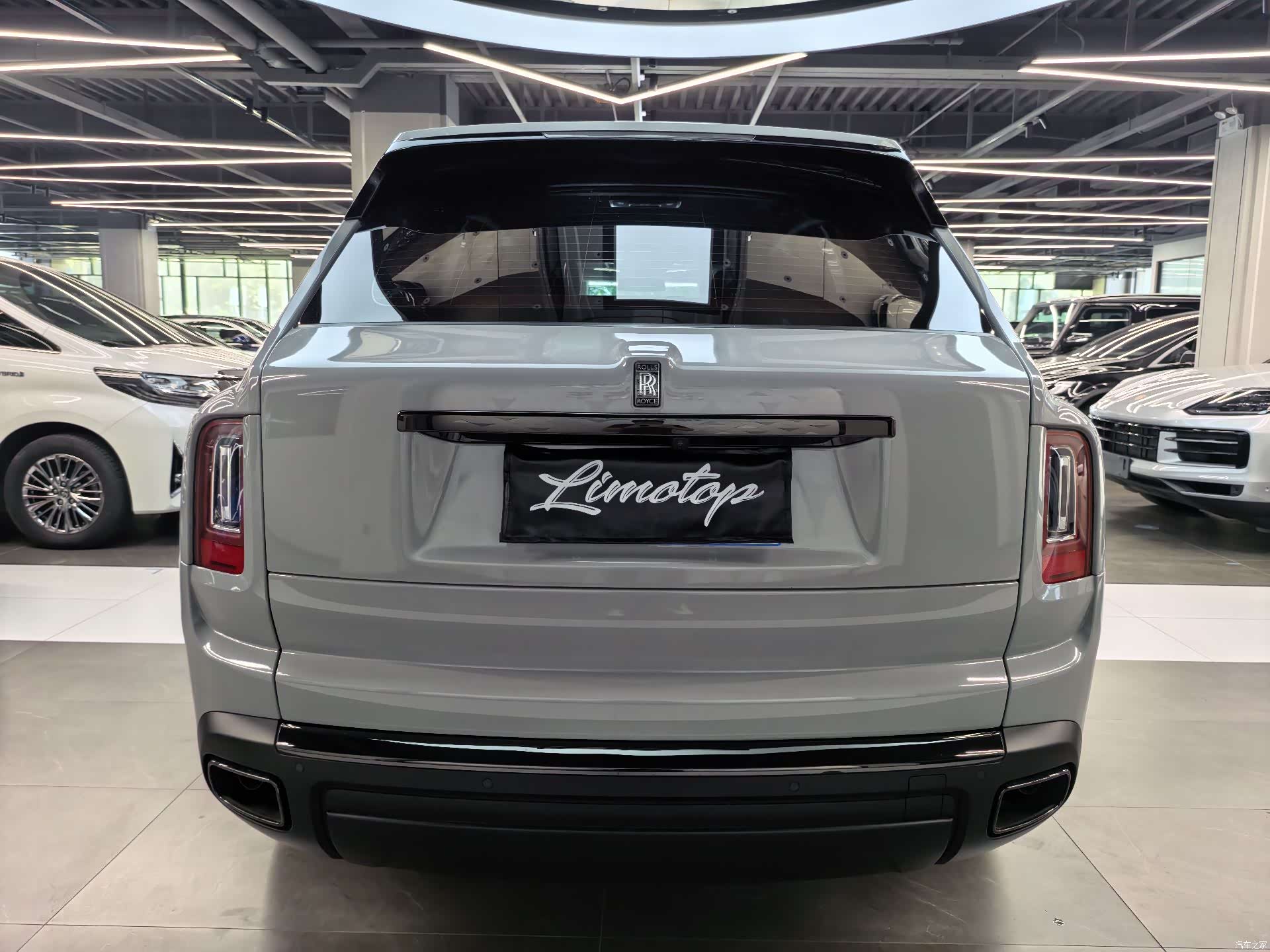 Rolls-Royce Cullinan, 2021 все фото