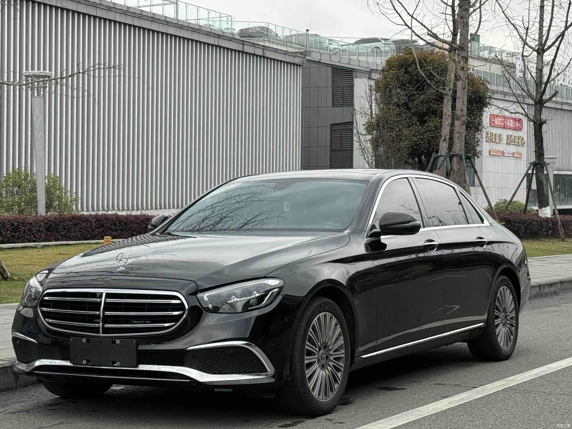 Mercedes-Benz E-Class, 2023 1