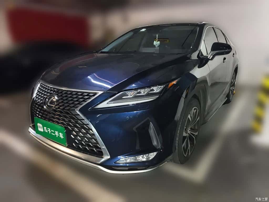 Lexus RX, 2021 1
