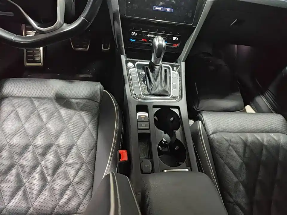 Volkswagen Magotan GTE