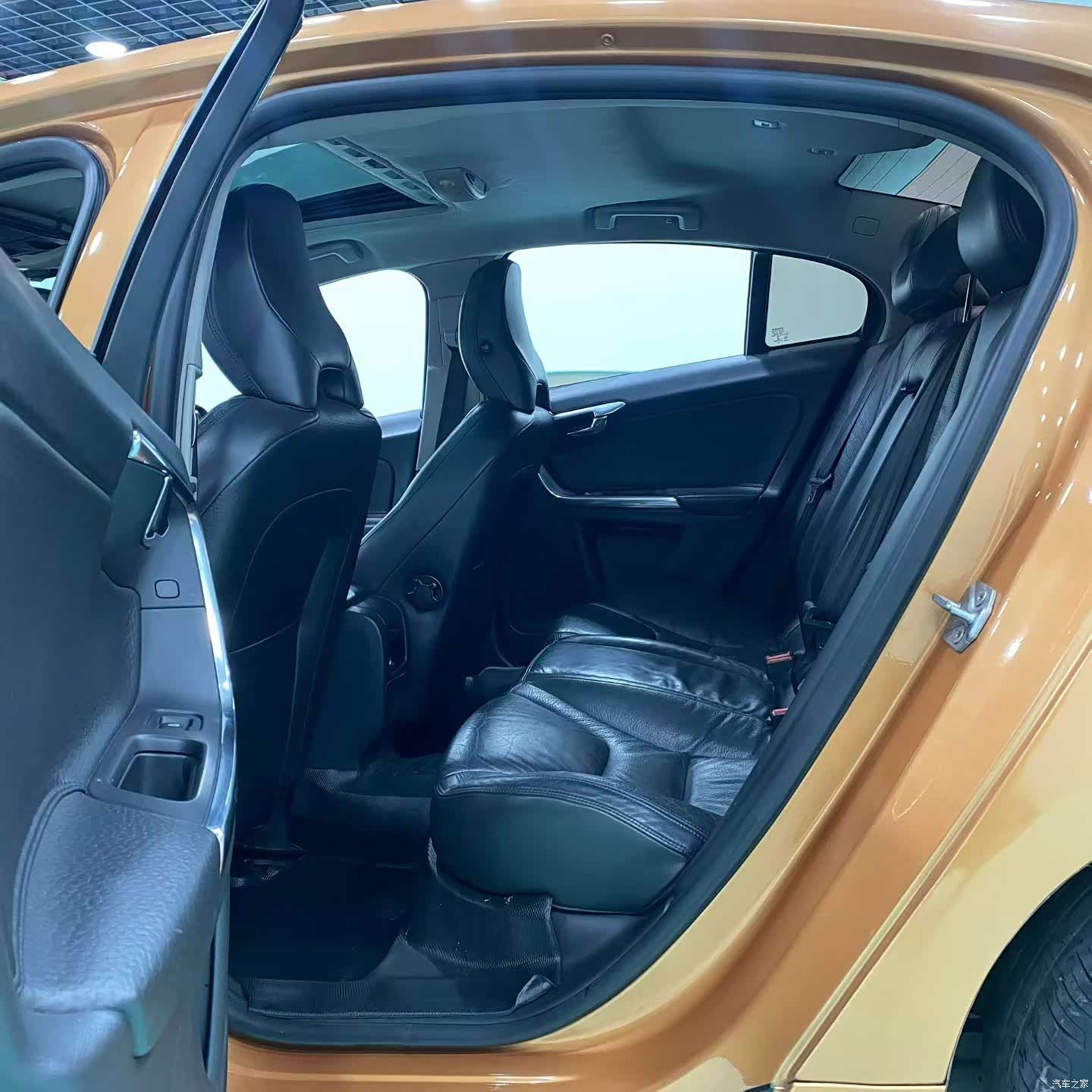 Volvo S60, 2014 все фото
